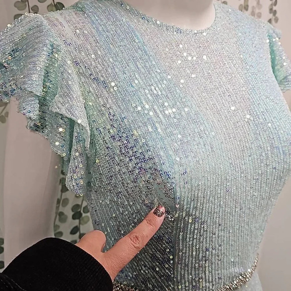 IEENA MAC Duggal Flutter Sleeve Sequin Column Gown - Picture 4 of 16